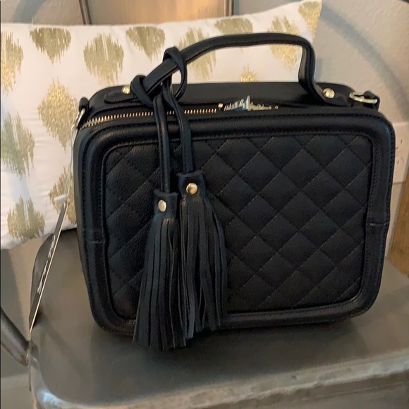 💕LAST 1💕Black Quilted Box Satchel ⭐️ - Picture 3 of 16